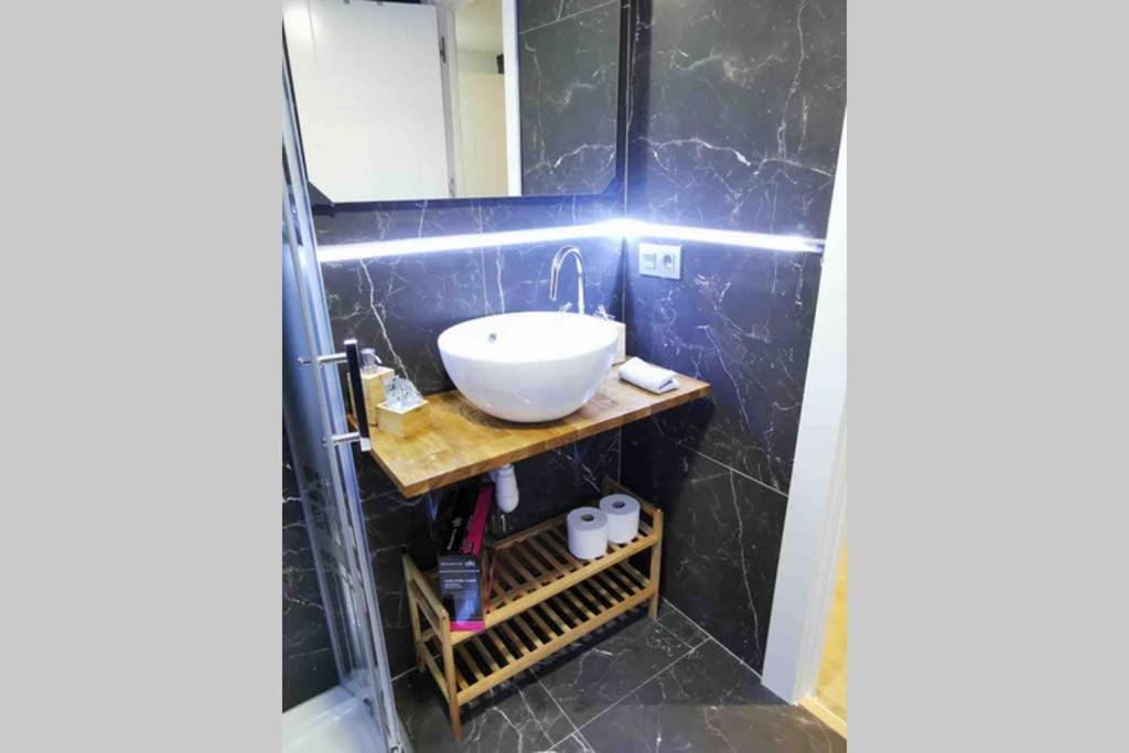 Apartament Acogedor Apartamento En El Centro De Santander Zewnętrze zdjęcie